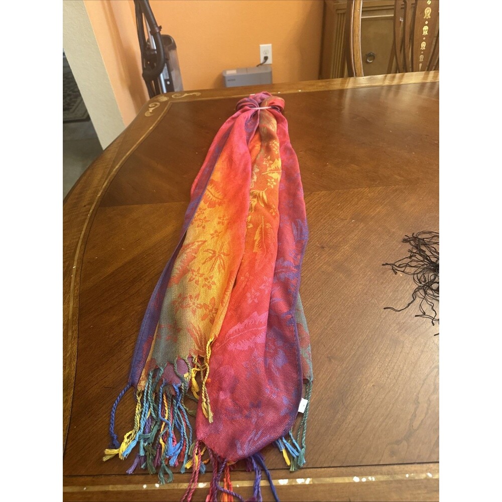Simply Chic Print  Women's Size OS Scarf Size 28”x70”